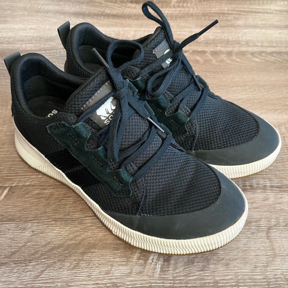 Sorel Out N About III Waterproof Sneakers Black Size 8.5